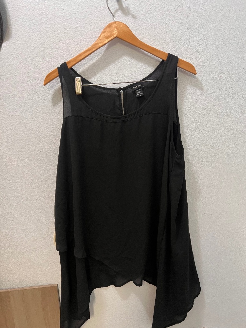 Torrid Black Layered Chiffon Asymmetrical Tank - Size 1